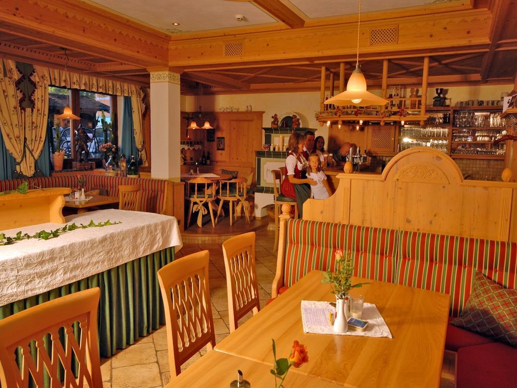 Hotel Garni Alpenland Altenmarkt im Pongau Exterior foto
