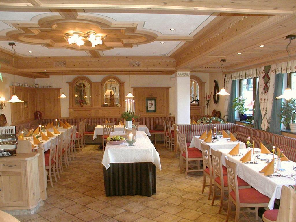 Hotel Garni Alpenland Altenmarkt im Pongau Exterior foto