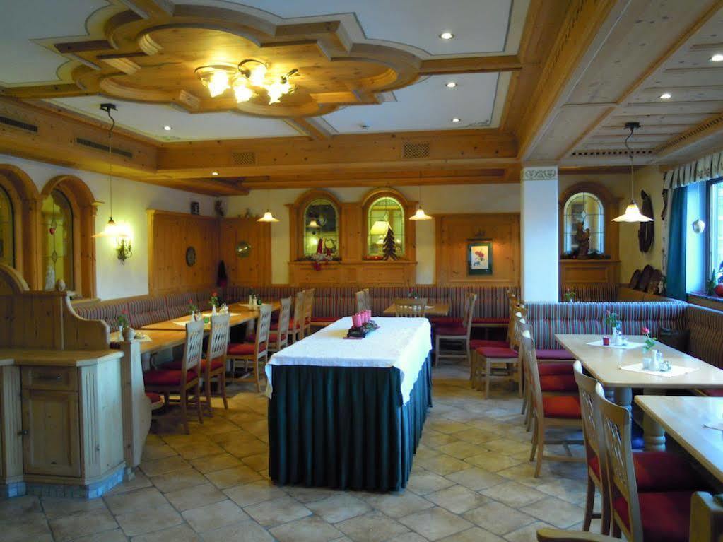 Hotel Garni Alpenland Altenmarkt im Pongau Exterior foto